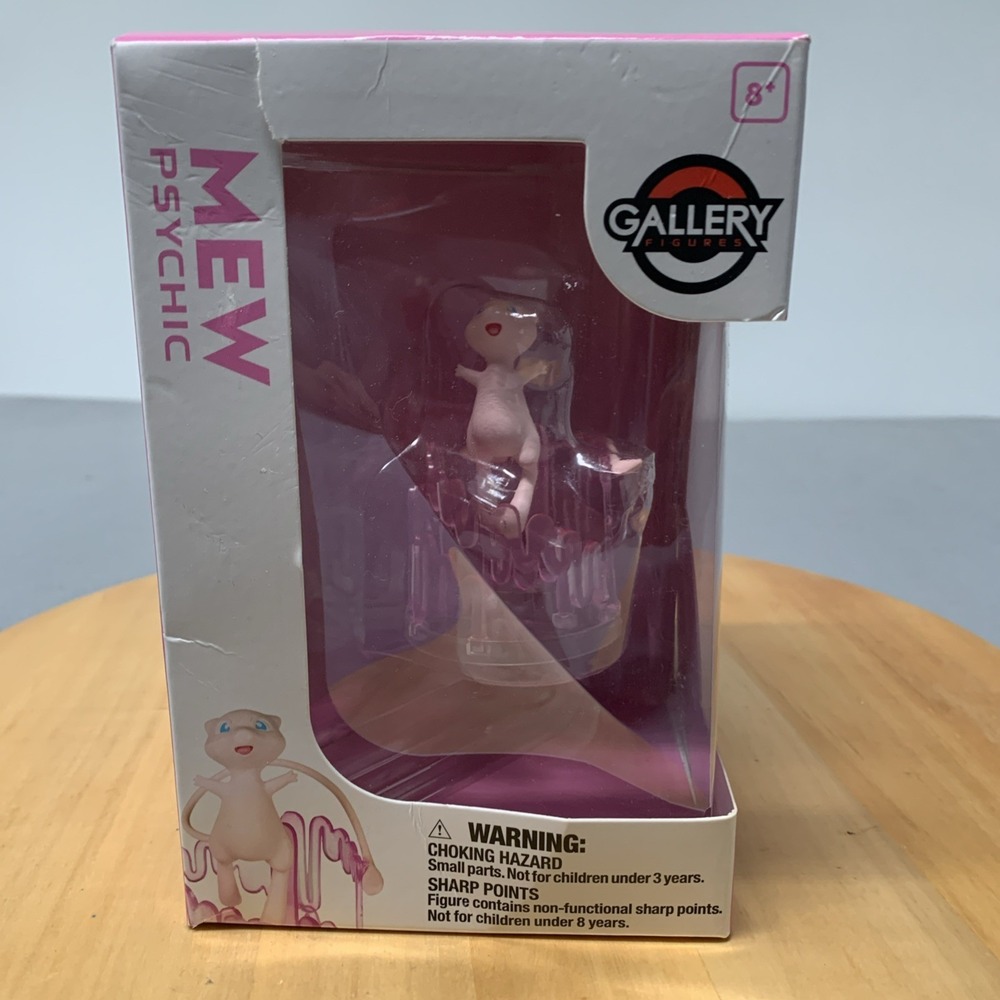 MEW Pokémon Center Gallery Figure Psychic 2017 NEW Factory Sealed